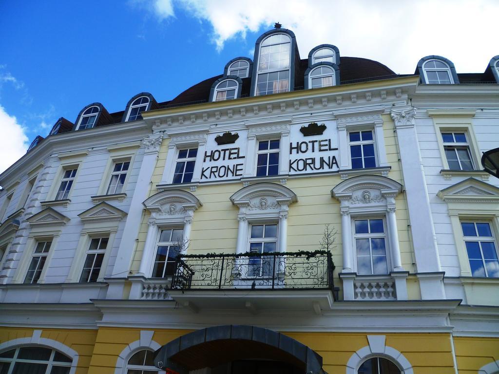 Hotel Koruna 예세니크 외부 사진